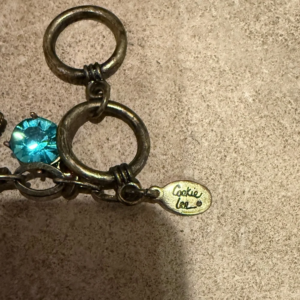 Cookie Lee Gold Starfish Charm Necklace and Bracelet - Picture 4 of 4